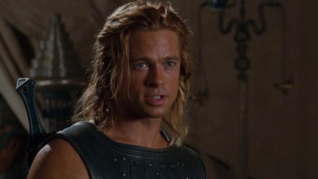 Brian Cox, de “Succession”, confesó que la belleza de Brad Pitt lo sedujo en “Troya”