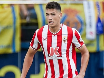 César Montes y Almería son el primer equipo descendido en LaLiga de España