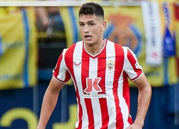 César Montes y Almería son el primer equipo descendido en LaLiga de España