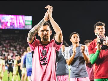 Lionel Messi preocupa a sus fans; el argentino da pistas sobre su retiro