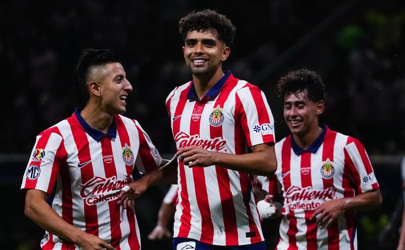Tormenta de goles: Chivas destroza a Xolos tras más de dos horas de retraso