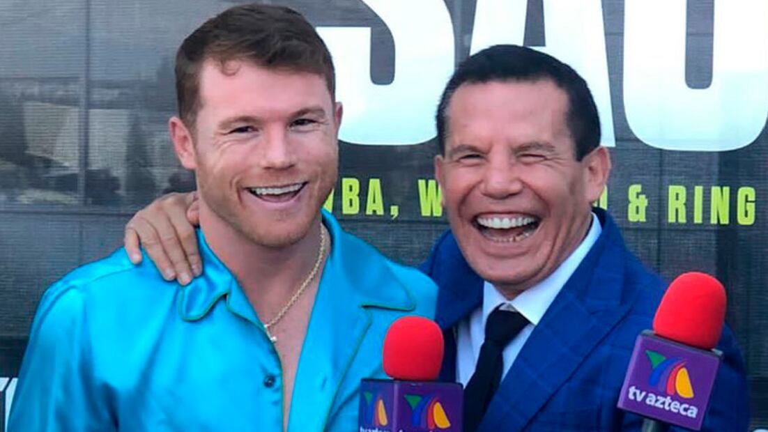 Pese a que los comparan mucho los aficionados, Julio César Chávez y Canelo Álvarez tienen una buena amistad. Foto: Especial
