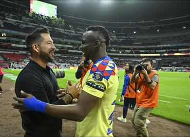 Benjamín Mora atacó a Julián Quiñones por su nacionalidad y aseguró que "no es mexicano"