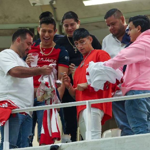 Alan Pulido estuvo el sábado pasado en el Estadio Akron en el partido entre Chivas vs Pumas. Foto: Imago7