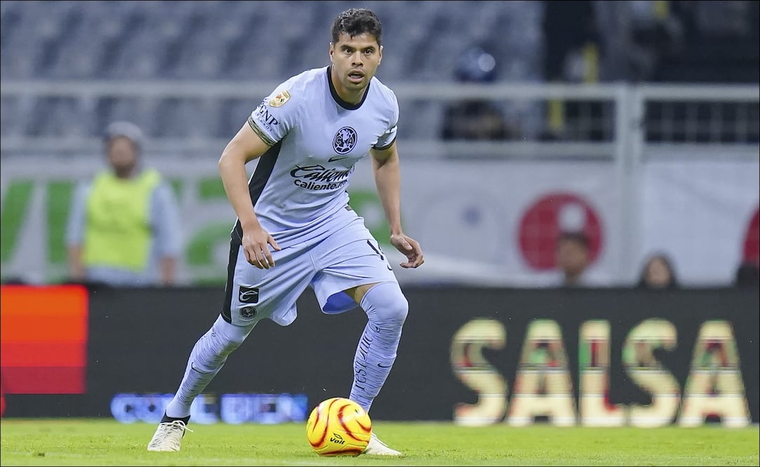 Néstor Araujo, en un partido del América. FOTO: Imago7