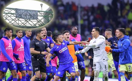 Afición de Cruz Azul colgó manta con mensaje contra América en las cercanías del Estadio Azteca
