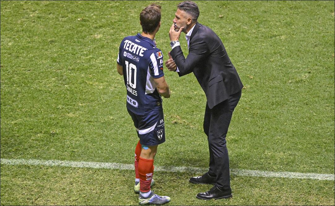 Martín Demichelis discute con Sergio Canales / Foto: Imago7