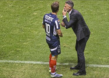 Rayados: Martín Demichelis y Sergio Canales "chocan" en fuerte discusión; esto dijo el entrenador argentino