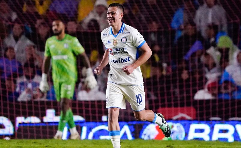 Cruz Azul derrota a Querétaro y suma tres triunfos al hilo antes de la Liguilla