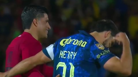 ¿Arbitro celebra el gol de Henry Martín? En el Juárez contra América 
