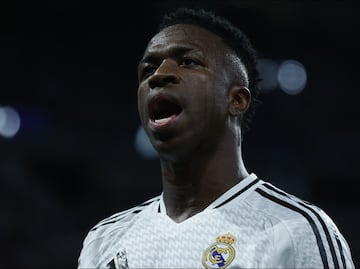 Sujeto que hizo insultos racistas a Vinicius Jr, condenado a un año de prisión y vetado de estadios