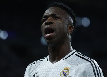 Sujeto que hizo insultos racistas a Vinicius Jr, condenado a un año de prisión y vetado de estadios