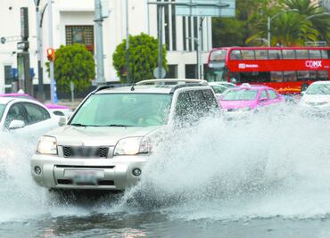 Tips para conducir de manera segura en época de lluvias