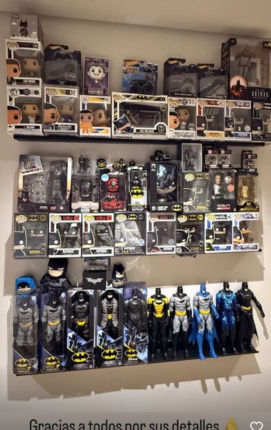 Malagón presumió su colección de Batman.  Foto: angel_malagonv.