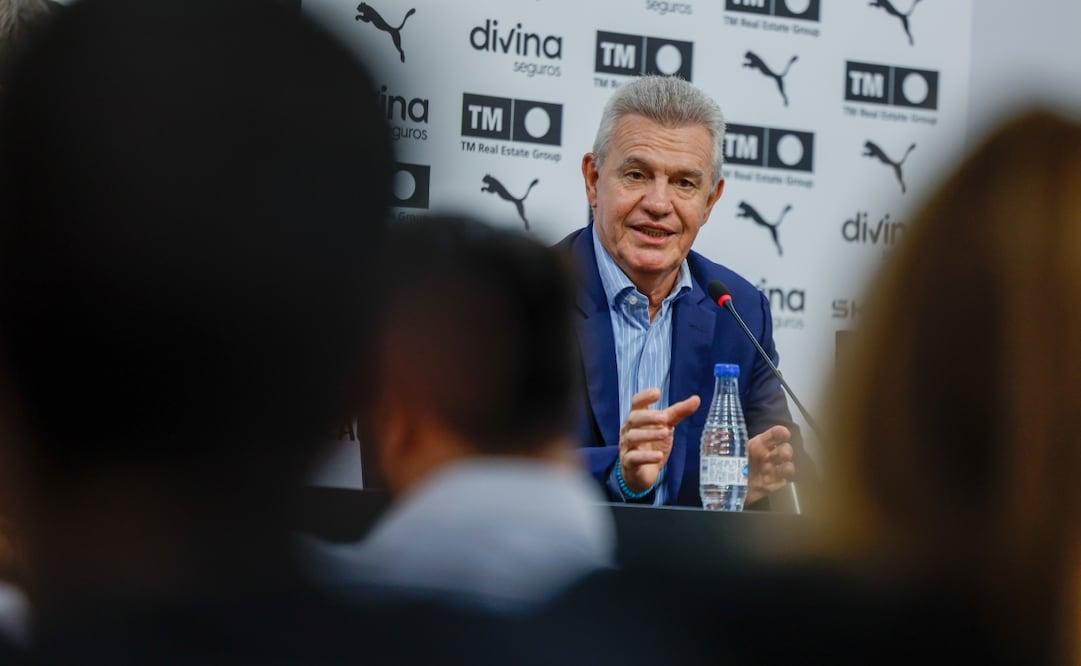 Javier Aguirre en su presentación como DT de Valencia / Foto: AFP