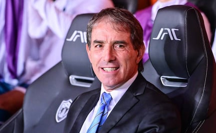 Guillermo Almada está muy seguro de que Pachuca puede dar la campanada