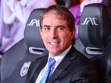 Guillermo Almada está muy seguro de que Pachuca puede dar la campanada