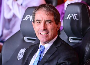 Guillermo Almada está muy seguro de que Pachuca puede dar la campanada