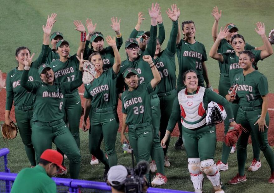 ¿Quiénes son las jugadoras de Sóftbol que tiraron su uniforme de México?