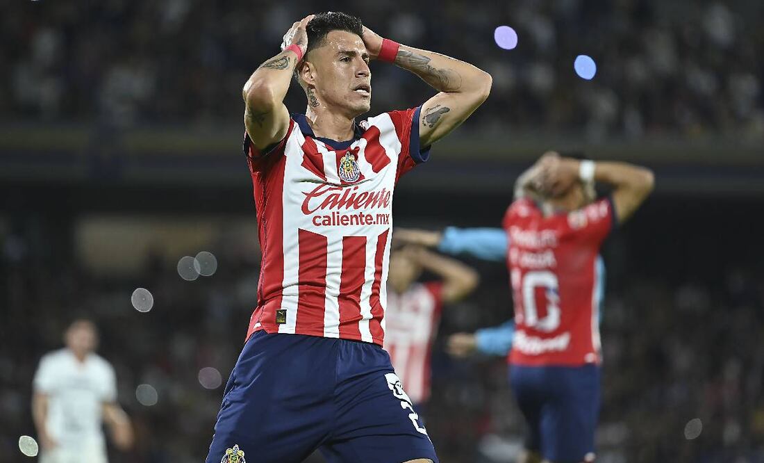 Chicote Calderón dejará a Chivas para volver al Necaxa. Foto: Imago7