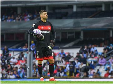 ¿Tiago Volpi se vestirá de celeste? Cruz Azul pone el ojo en el guardameta del Toluca