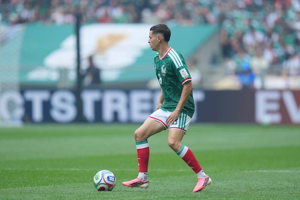 Álvaro Fidalgo con la Selección Mexicana, durante el debut ante Sudáfrica en el Mundial de 2026 - Foto: Imago 7