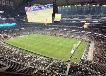 Selección Mexicana fue abandonada de nuevo por la afición, ahora en el AT&T Stadium ante Canadá
