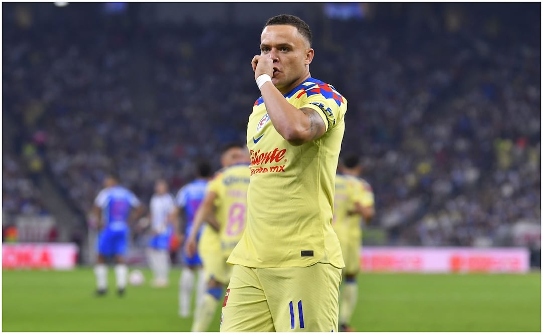 'Cabecita' Rodríguez con el América - Imago7