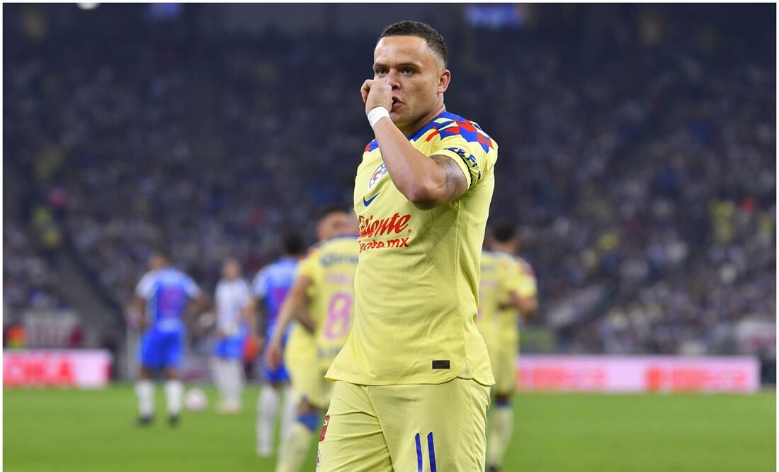 'Cabecita' Rodríguez con el América - Imago7