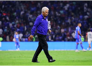 'Tuca' Ferretti acepta responsabilidad por eliminación de Cruz Azul