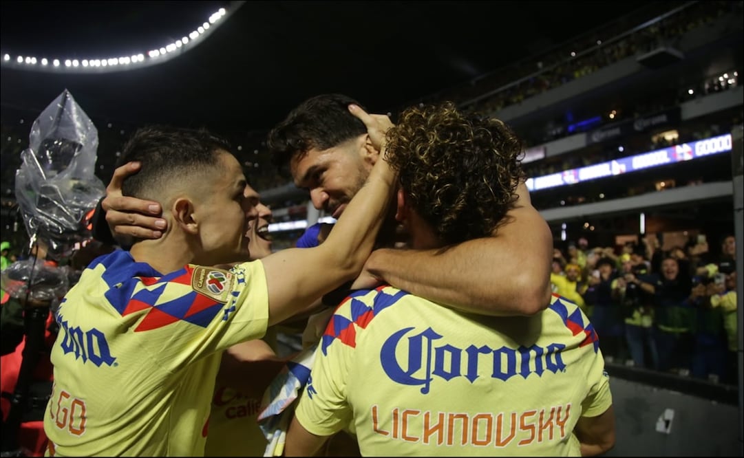 Jugadores del América celebran la obtención del título. FOTO: Carlos Mejía