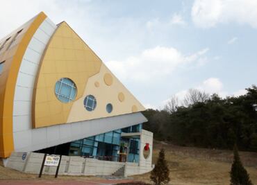 ¡Así es el parque temático del QUESO!