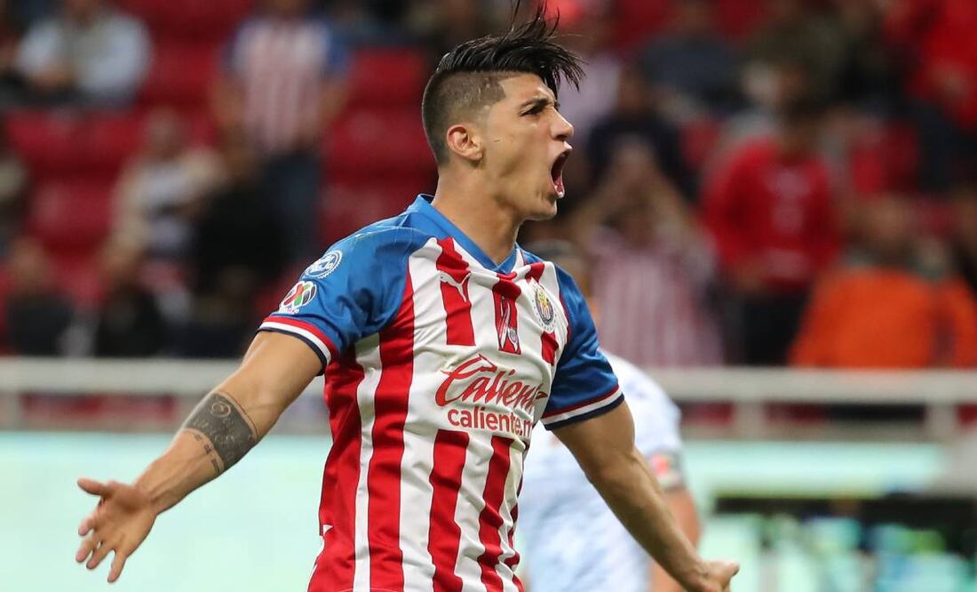 Pulido regresa a la Liga MX después de su paso en la MLS. Foto: @Chivas.