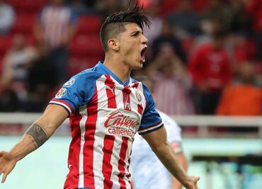 Chivas confirma el regreso de Alán Pulido; bienvenido de vuelta al Guadalajara