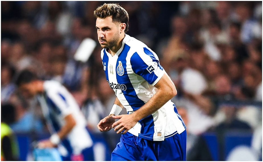 Santiago Giménez con el Porto Foto: @FCPorto