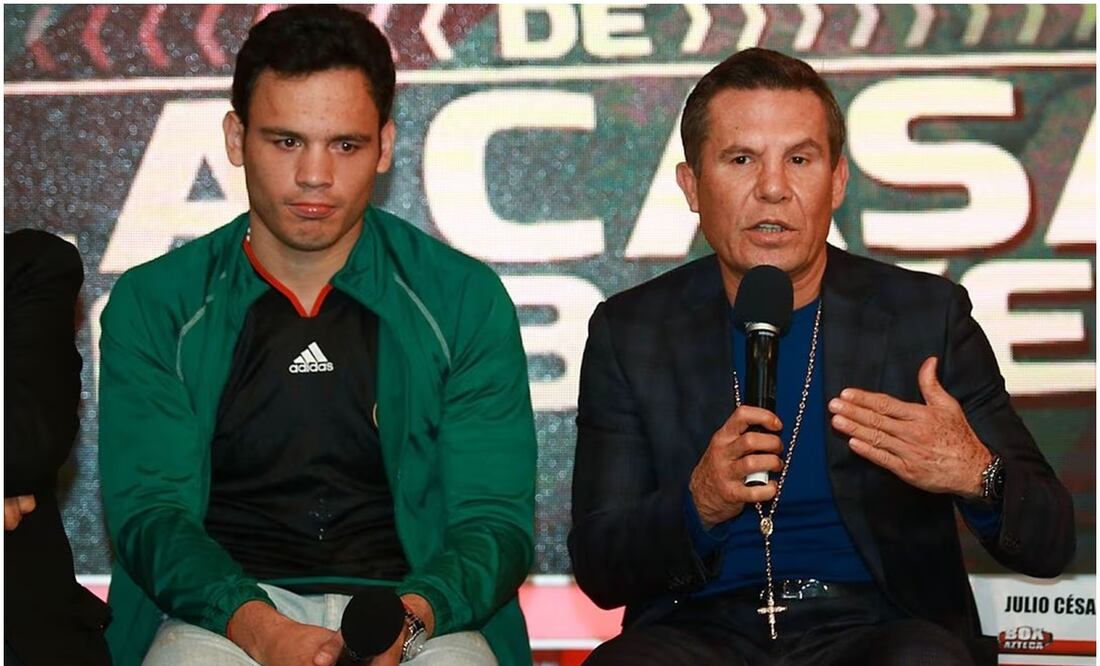 Julio César Chávez y su hijo en un evento de box / FOTO: Imago7