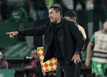 A Efraín Juárez le duele que en México se dé preferencia a técnicos extranjeros que a los mexicanos