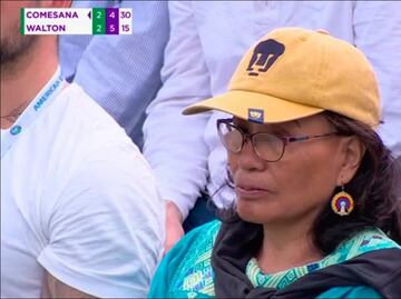 Aficionada de Pumas causa revuelo en redes tras aparecer en Wimbledon con una gorra de los felinos