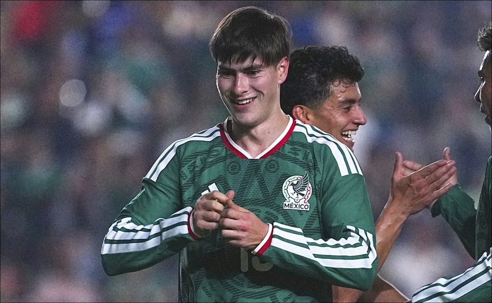 Armando González, delantero de Chivas y de la Selección Mexicana - Foto: Imago7