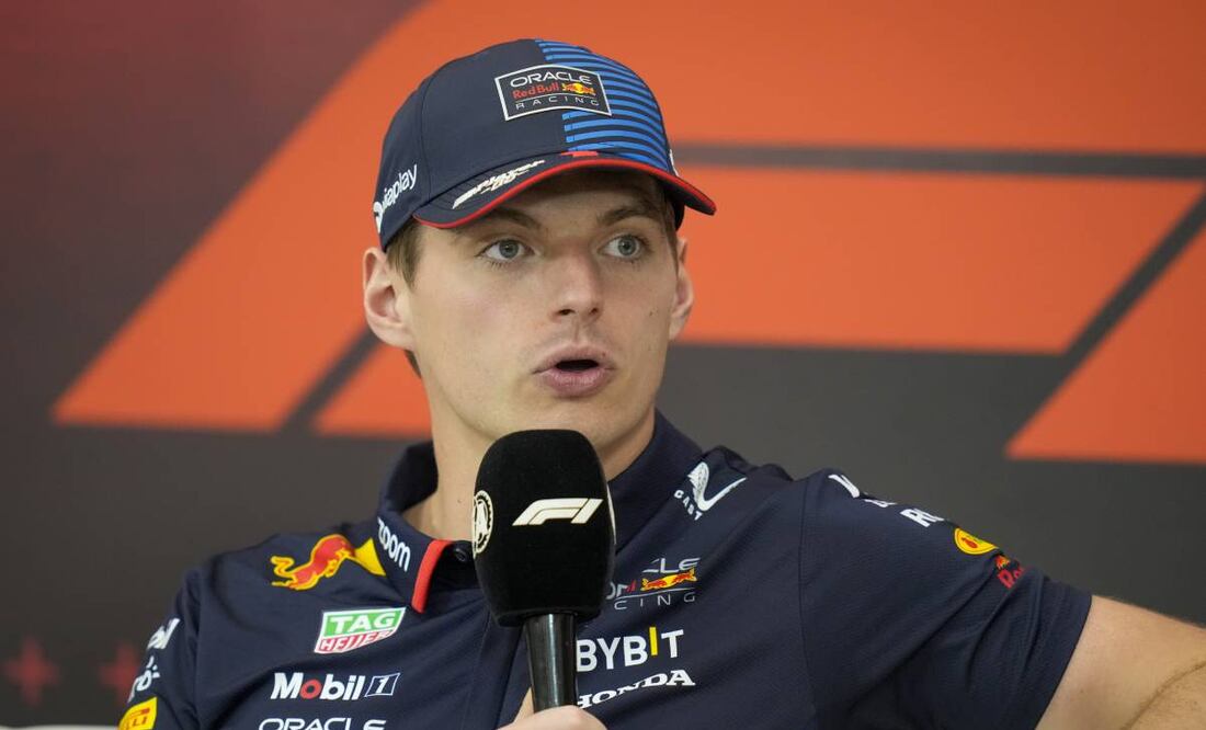 El piloto de McLaren también aplaudió el esfuerzo del Checo. Foto: AP.