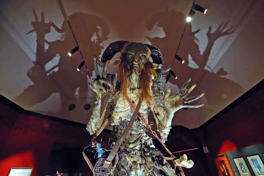 10 fotos espeluznantes del Templo de Terror de Guillermo del Toro