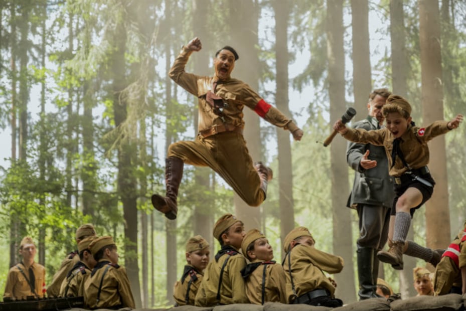 "Jojo Rabbit", una película que ridiculiza a Hitler y al nazismo
