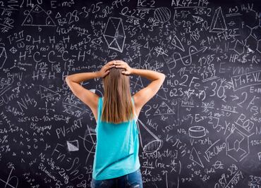 ¡No caigas! 5 errores comunes que cometen las mujeres con su dinero