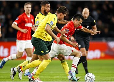 PSV del Chucky Lozano sigue con paso perfecto y en la cima de la Eredivisie