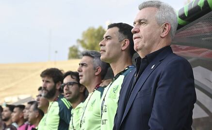 Javier Aguirre lanza advertencia a sus jugadores: El que no responda tendrá que irse