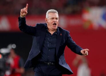 El curioso permiso del Vasco Aguirre a sus jugadores tras perder la Final: 'Que se tomen unas cervezas'