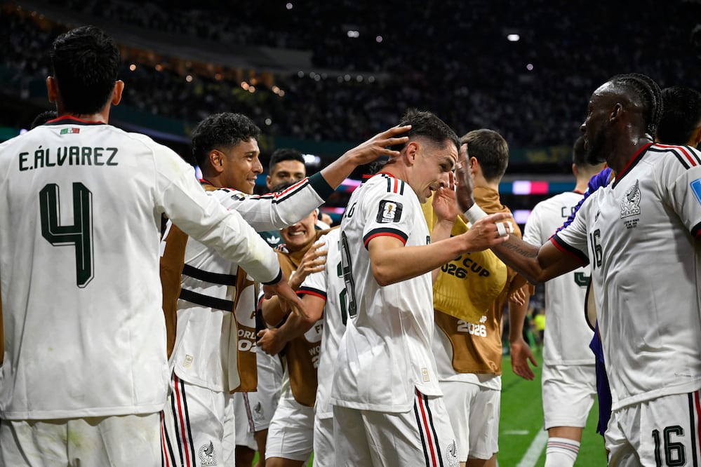 Álvaro Fidalgo celebra su primer gol con la Selección Mexicana, durante la victoria ante Chequia en la Fase de Grupos del Mundial de 2026 - Foto: AFP