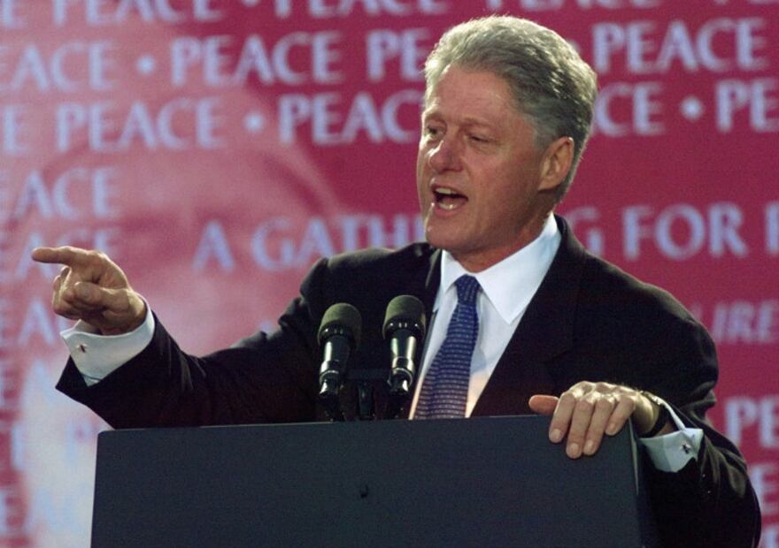 10 escándalos de Bill Clinton que mancharon su presidencia
