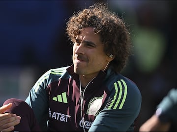 Un nuevo portero podría impedir que Guillermo Ochoa vaya al Mundial 2026