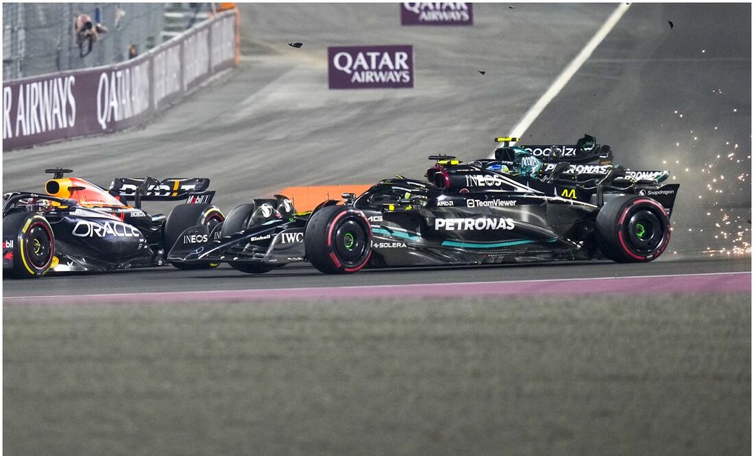 Choque entre Hamilton y Russell en GP Qatar / FOTO: AP